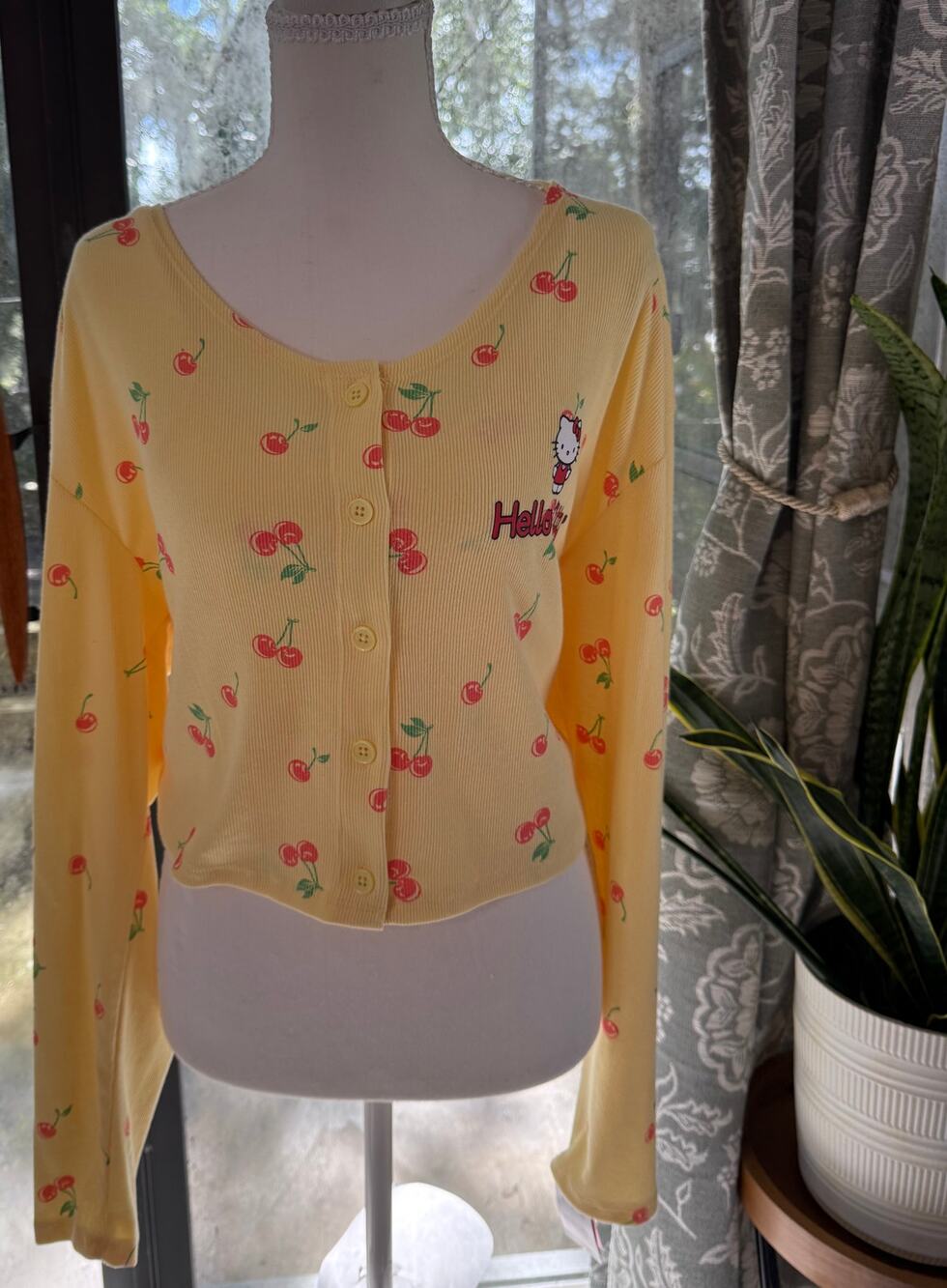 Hello Kitty Sanrio Cherry Cardigan & Tank Set NWT XXL